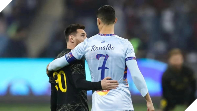 LMHT: Tự so mình với Messi và Ronaldo, Doinb bị chỉ trích là quá ngông cuồng