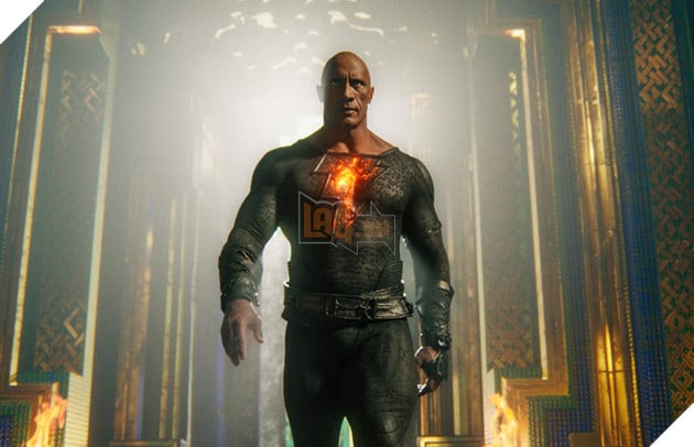 The Rock bị tố ép buộc DC phải làm việc theo ý mình