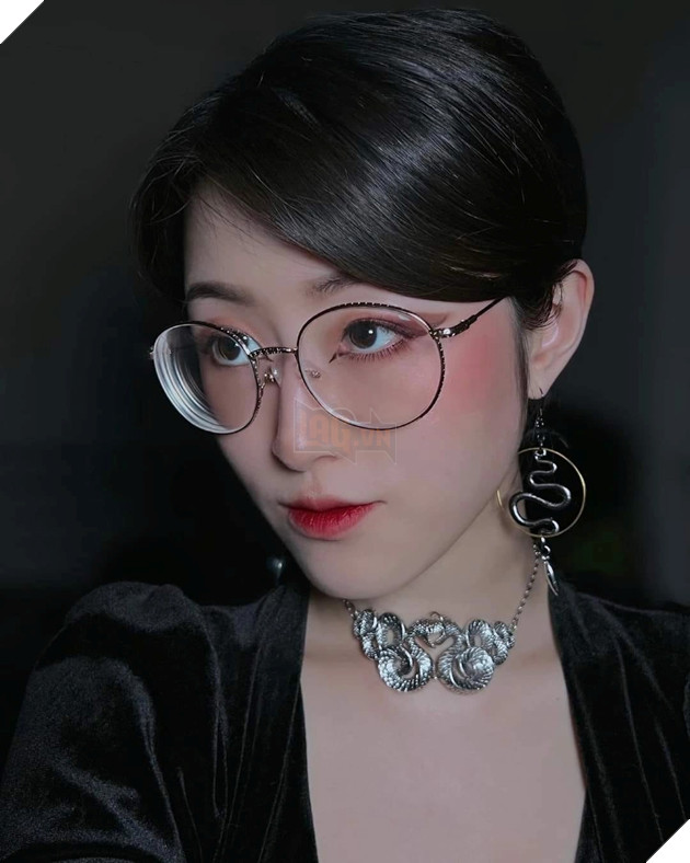 Cộng đồng phát hiện ra một cô nàng xinh đẹp góp phần tạo nên thành công của Diablo 4