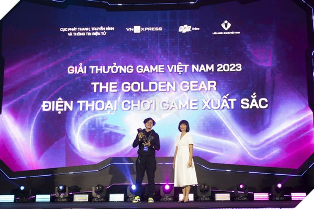 Lễ trao giải Vietnam Game Awards 2023: Xướng tên Free Fire, Liên Quân Mobile đại thắng 4