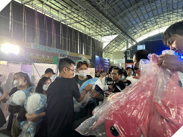 Revelation: Thiên Dụ bùng nổ tại Vietnam Gameverse 2023, tiếp lửa cho Siêu phiên bản 1.2 5