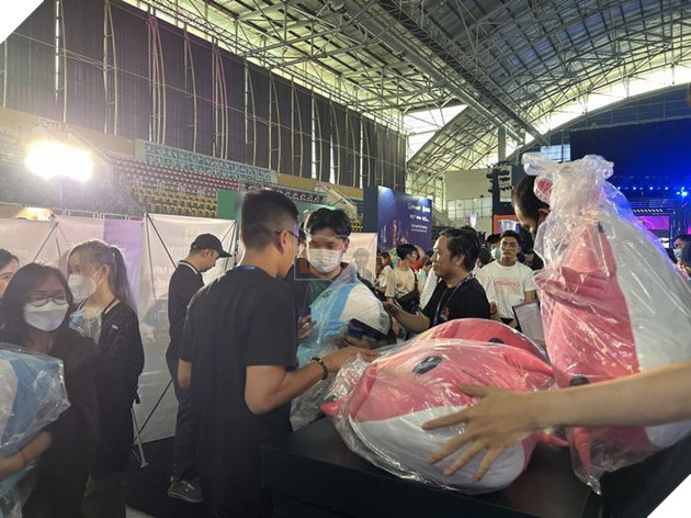 Revelation: Thiên Dụ bùng nổ tại Vietnam Gameverse 2023, tiếp lửa cho Siêu phiên bản 1.2 4