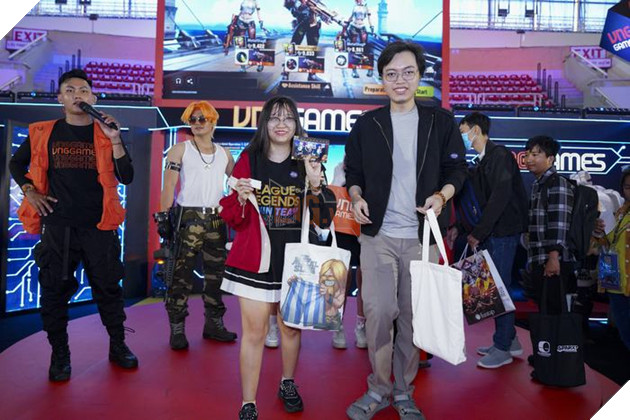  Rambo lùn Metal Slug Awakening khuấy đảo sân khấu VNGGames tại Vietnam Gameverse 2023 15