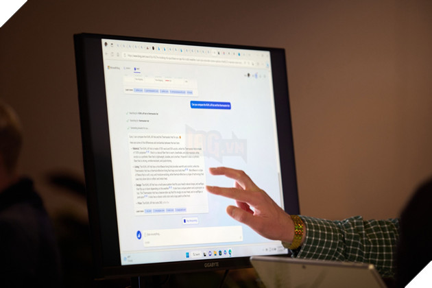 Bill Gates bác bỏ lời kêu gọi tạm dừng phát triển AI 