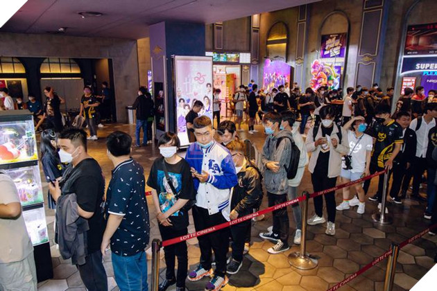 Tiếp lửa cho GAM Esports khi tham dự Viewing Party cho vòng Playoffs 12