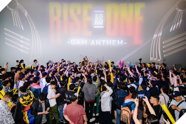 Tiếp lửa cho GAM Esports khi tham dự Viewing Party cho vòng Playoffs