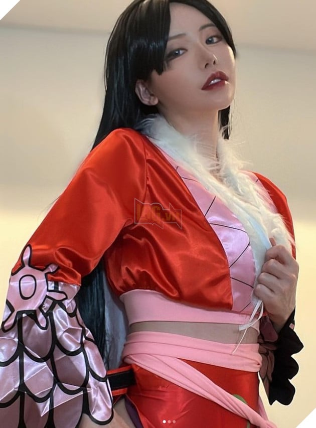 Eimi fukada bất ngờ cosplay thành Anya