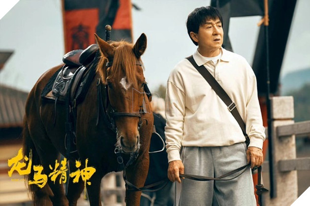 Phim mới của Thành Long bị khán giả chê rác, yêu cầu trả tiền vé ngay trong họp báo