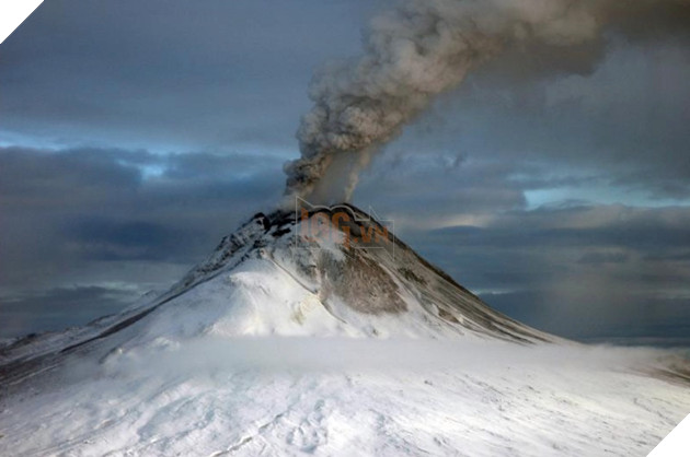 Phát hiện hơn 19.000 núi lửa dưới đáy các đại dương trên thế giới