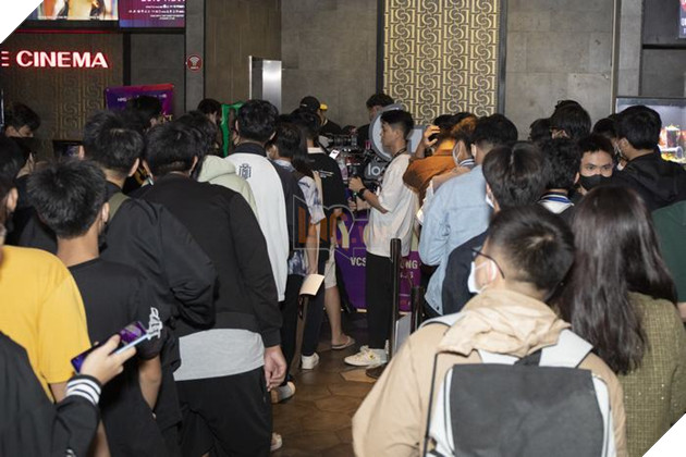 Bầu không khí bùng nổ như Bom Tấn tại chung kết VCS Hừng Đông 2023 2