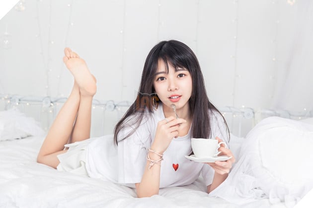 LMHT: Nữ MC xinh đẹp của LPL quyết đinh chuyển sang hoạt động cho DOTA 2