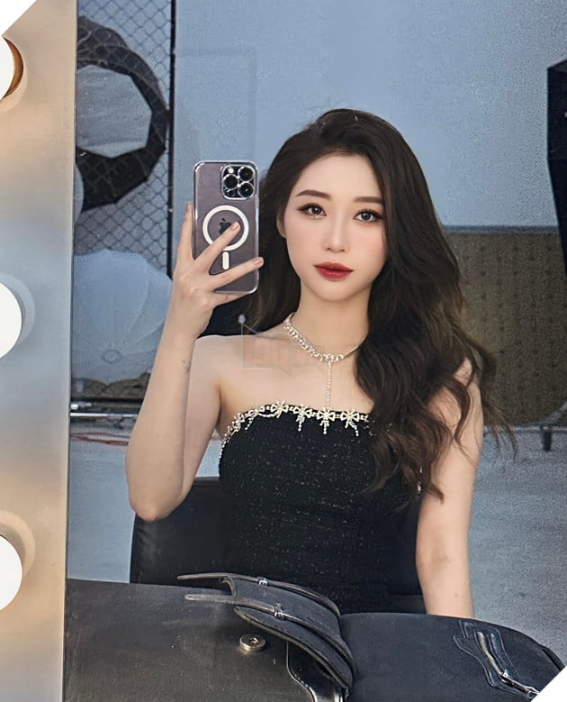 Nữ streamer Chubby thể hiện sự khó chịu khi liên tục bị cư dân mạng nhắc về tình cũ