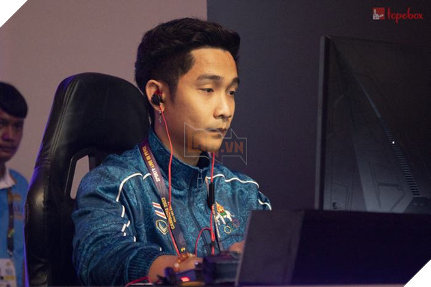 SEA Games 32: Toàn cảnh ngày thi đấu khai mạc với AK2 và Liên Minh Tốc Chiến 4