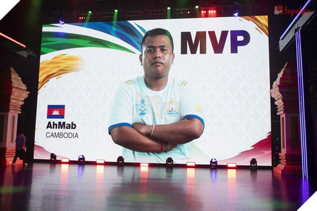 SEA Games 32: Toàn cảnh ngày thi đấu khai mạc với AK2 và Liên Minh Tốc Chiến 8