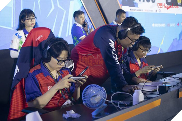 SEA Games 32: Toàn cảnh ngày thi đấu khai mạc với AK2 và Liên Minh Tốc Chiến 11