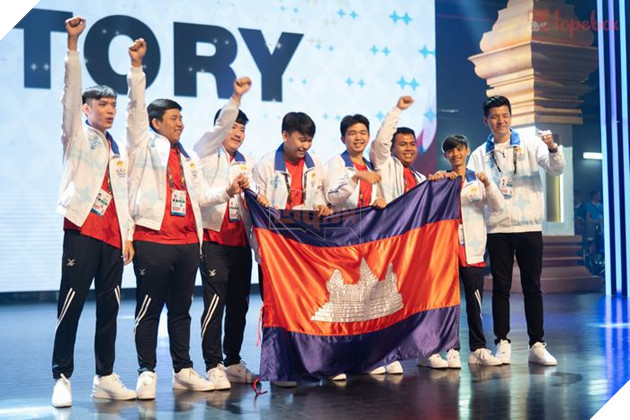 SEA Games 32: Toàn cảnh ngày thi đấu thứ hai - Campuchia và Philippines lên đỉnh vinh quang