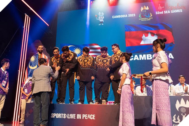 SEA Games 32: Campuchia hoàn thành cú đúp Huy chương Vàng Attack Online 2 10