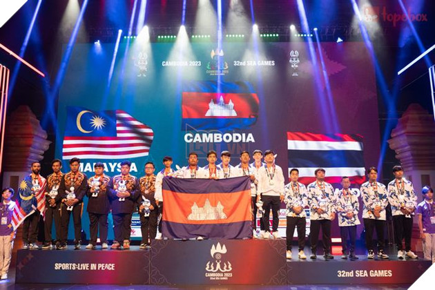 SEA Games 32: Toàn cảnh ngày thi đấu thứ hai - Campuchia và Philippines lên đỉnh vinh quang 2