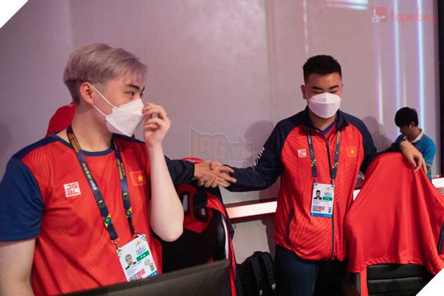 SEA Games 32: Toàn cảnh ngày thi đấu Esports thứ tư - CF Việt Nam đoạt HCV, VALORANT bước tiếp 15