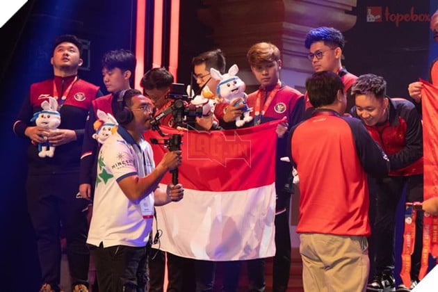 SEA Games 32: Toàn cảnh ngày thi đấu Esports thứ tư - CF Việt Nam đoạt HCV, VALORANT bước tiếp 20