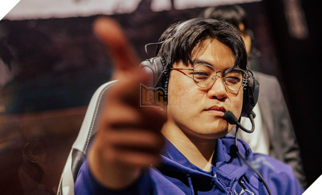 LMHT: Gumayusi được phong làm Thánh khi trên cơ hoàn toàn Xạ thủ của MAD