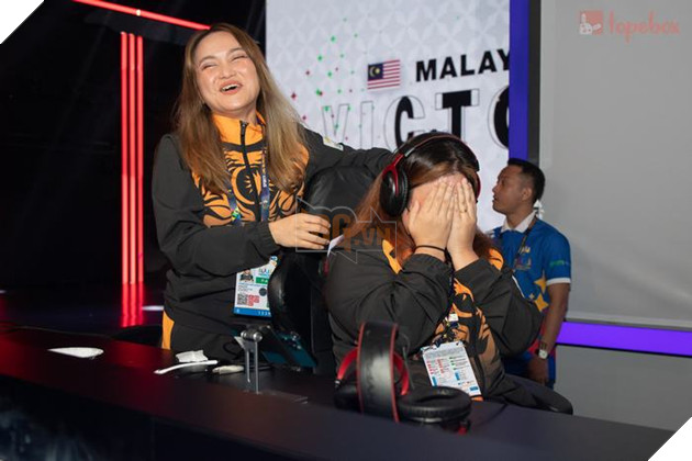 SEA Games 32: Loạt ảnh đầy cảm xúc của Mobile Legends: Bang Bang nữ, PUBG Mobile mở màn 2