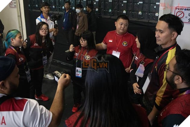 SEA Games 32: Loạt ảnh đầy cảm xúc của Mobile Legends: Bang Bang nữ, PUBG Mobile mở màn 22