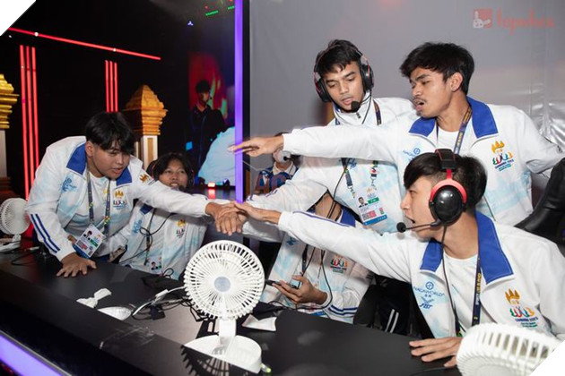 SEA Games 32: Mobile Legends Bang Bang xác định cặp đấu Chung kết, PUBG Mobile Indonesia bùng nổ 28