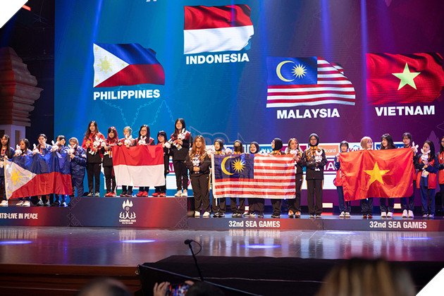 Hành trình đầy cảm xúc của đội tuyển Mobile Legends: Bang Bang Việt Nam tại SEA Games 32