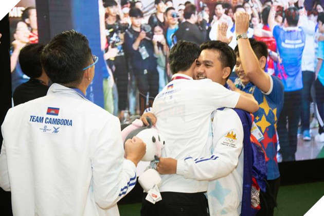 SEA Games 32: Tuyển thủ PUBG Mobile Campuchia mang về chiếc HCV lịch sử, dành lời khen Việt Nam 3