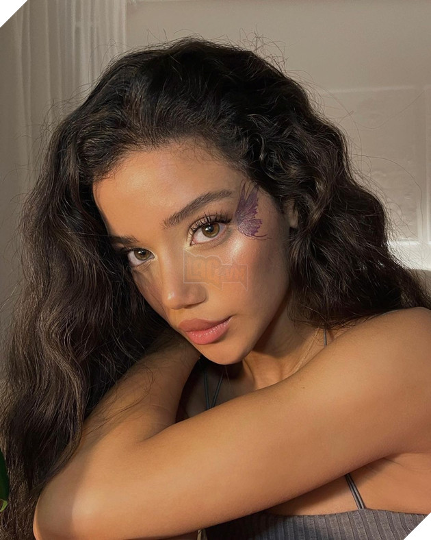 Chân dung nữ diễn viên bị hụt vai Nàng Tiên Cá đang khiến cư dân mạng chao đảo vì quá xinh