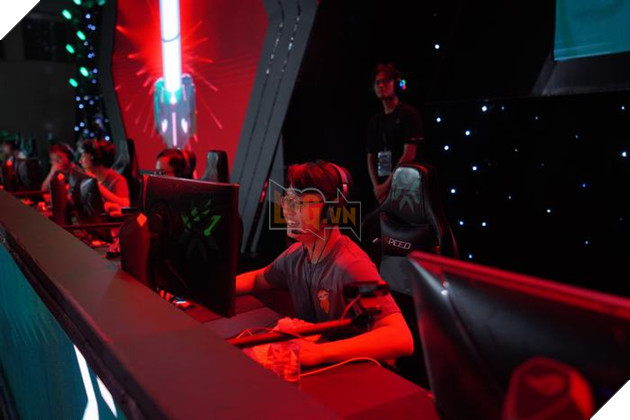 Bán kết VALORANT Challengers Vietnam Split 2: Tìm Tài Trợ và Big BAAM bất ngờ ngã ngựa 3