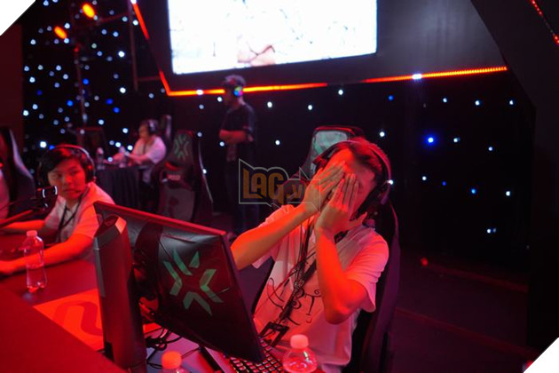 Bán kết VALORANT Challengers Vietnam Split 2: Tìm Tài Trợ và Big BAAM bất ngờ ngã ngựa 4