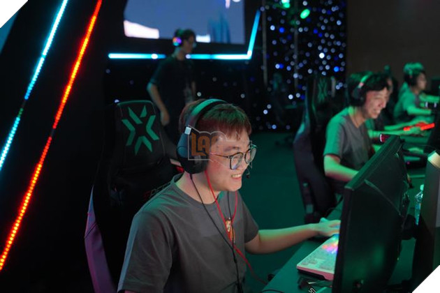 Bán kết VALORANT Challengers Vietnam Split 2: Tìm Tài Trợ và Big BAAM bất ngờ ngã ngựa 11