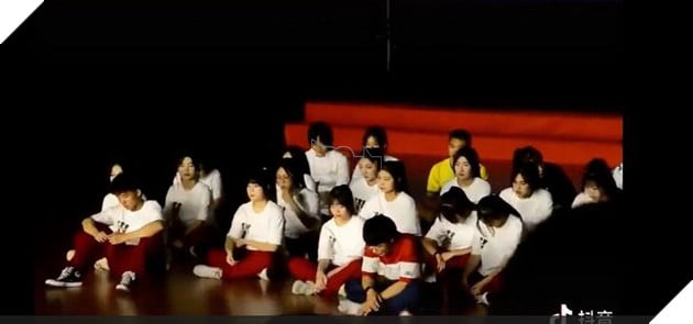 Genshin Impact: Nhóm học sinh bị Hiệu Trưởng kiểm điểm do bài nhảy Sumeru quá Nhật Bản  3