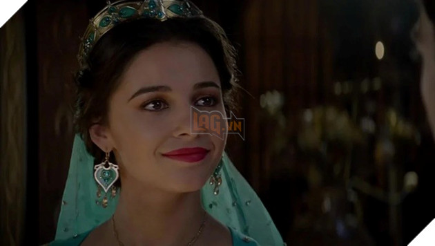 Phiên bản người thật của những nàng công chúa Disney 6