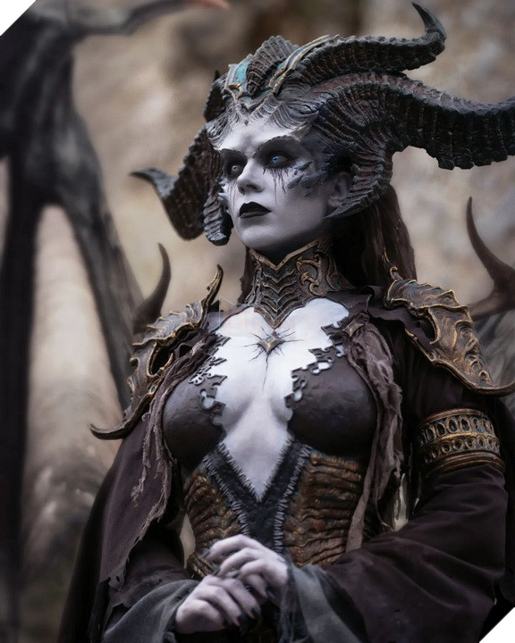 Nữ coser thực hiện bộ ảnh cosplay Lilith sống động chuẩn không cần chỉnh 2