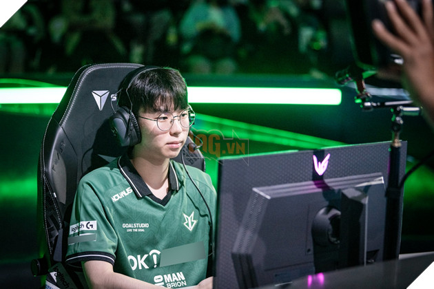 LMHT: Fan T1 cảm thấy lo lắng trước màn thể hiện của OKBRO trước DK