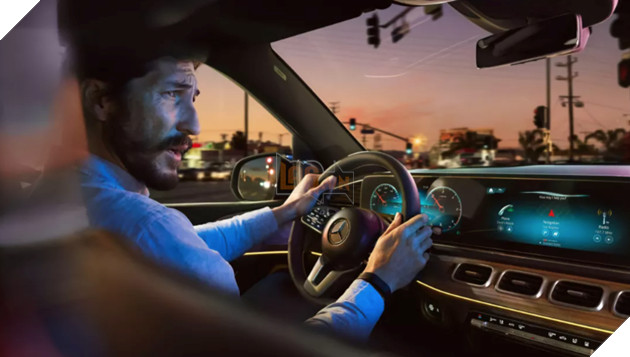 Mercedes-Benz tích hợp ChatGPT lên các mẫu xe A 238 đến Z 296