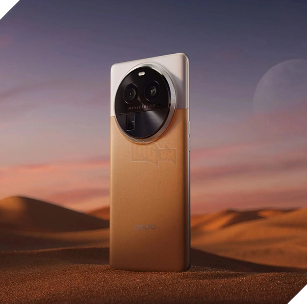 Mẹ của Elon Musk trở thành gương mặt đại diện cho mẫu điện thoại đến từ Trung Quốc