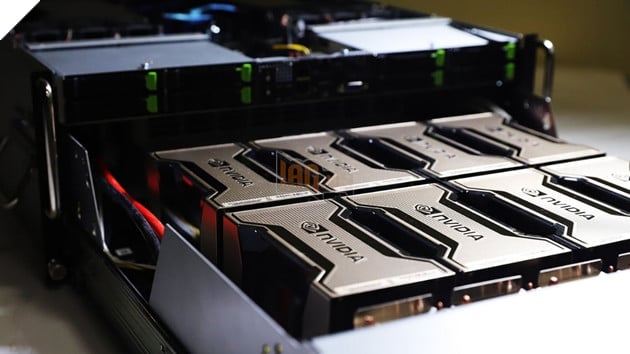 Cổ phiếu Nvidia và AMD "lao dốc" sau khi Mỹ xem xét các hạn chế mới về xuất khẩu chip AI sang Trung Quốc