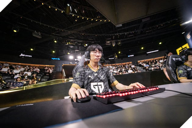 LMHT: Trang LCK Tiếng Việt khiến fan quốc tế phẫn nộ khi có lời lẽ thiếu tôn trọng Gen.G Doran 2