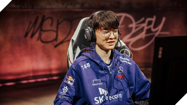 Faker chấn thương