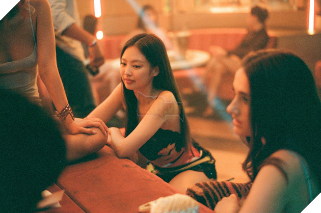 Gây thất vọng lớn, The Idol với sự tham gia diễn xuất của Jennie liệu có mùa 2? 4