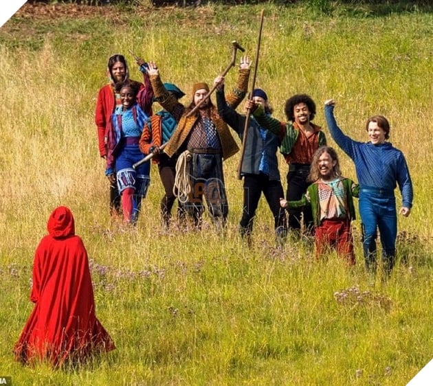 Rò rỉ hình ảnh mới về Bạch Tuyết và 7 Chú Lùn nhưng nữ chính Rachel Zegler đã bị thay thế? 4