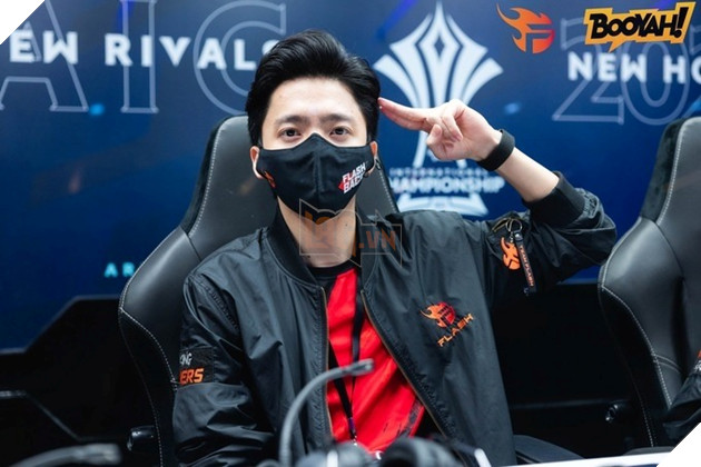 Cựu thành viên Team Flash Đạt Kòii đu trào lưu Flex