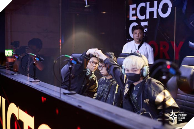 APL 2023: Hình ảnh Saigon Phantom bước lên đỉnh vinh quang tại thánh địa ICONSIAM 10