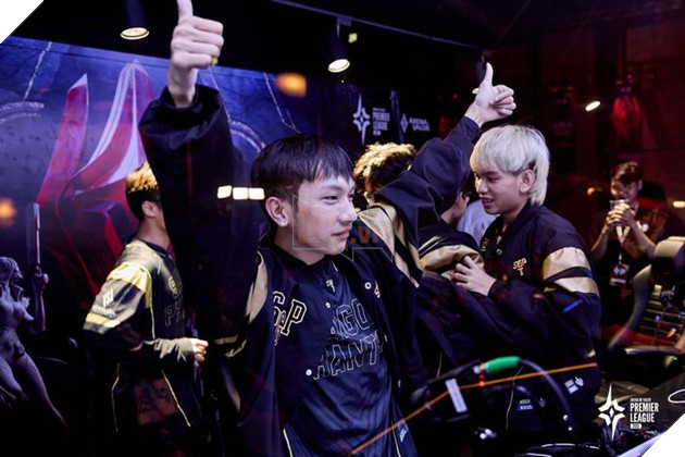 APL 2023: Hình ảnh Saigon Phantom bước lên đỉnh vinh quang tại thánh địa ICONSIAM 15