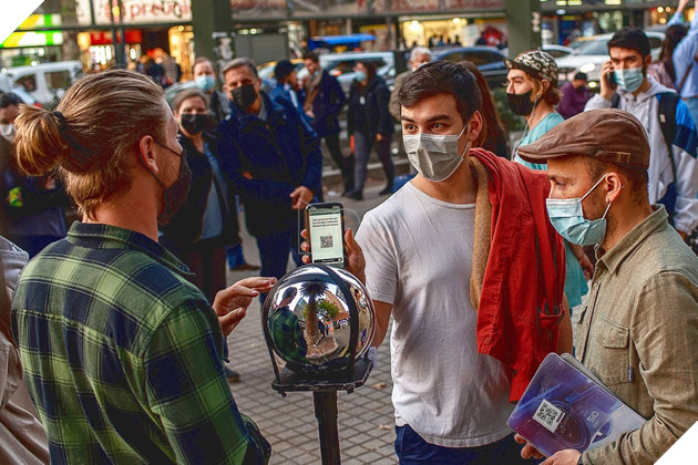 CEO OpenAI ra mắt dự án tiền số Worldcoin