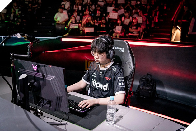 Faker chấn thương